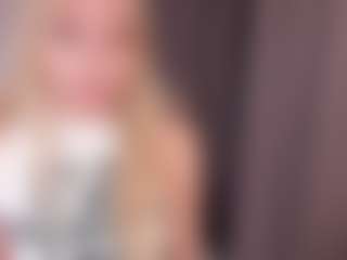 Live cam show with AnnaSwendon - Role Play on Camsoda Late Night