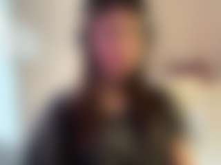 Lola's Live Sex Cam Show