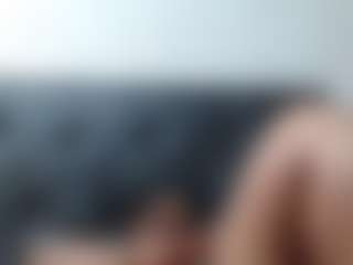 EbonyBoobsMilk MILF webcam performer live streaming