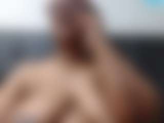 EbonyBoobsMilk's Live Sex Cam Show
