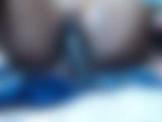 Live cam show with EbonyBoobsMilk - Ass Clapping on xDating