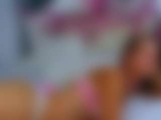 Show de cam en vivo con KaralaAerys - Bikini en Camsoda