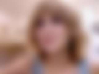 Live cam show with LakitaStowbridge - Butt Plug on Dolls Live