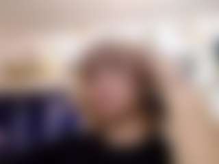 Live cam show with LakitaStowbridge - Granny Squirt on madthumbs