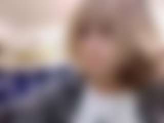 Live cam show with LakitaStowbridge - Blonde Hair Petite on Camsoda