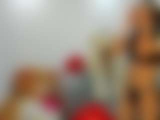Live cam show with Lisiloly - Skinny on Camsoda
