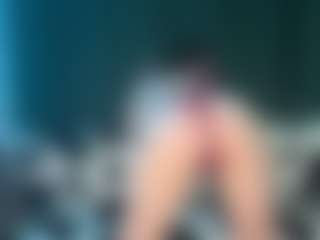 Live cam show with Val - White Big Ass on slutload