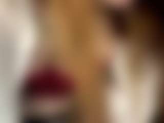 Live cam show with Val - Flashing on livesuperchat.net