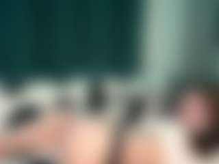 Live cam show with Val - Bikini on Camsoda