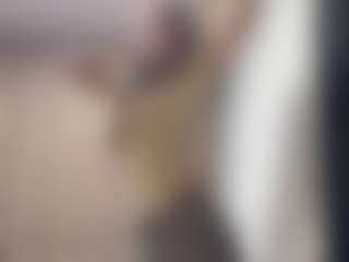 Live cam show with SelinaMorphew - Drinking on StripNow