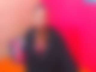 Live cam show with silkyeboni - New Brown Eyes on SmokeAndPoke