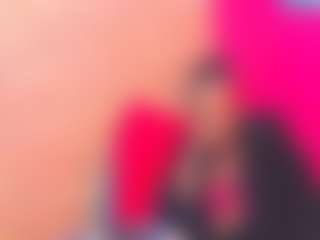 Live cam show with silkyeboni - Red Hair on Latina Girls