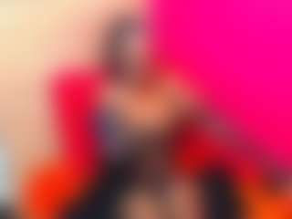 Live cam show with silkyeboni - Role Play on AdultVida.com