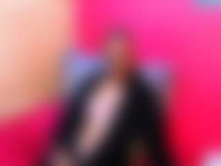 Live cam show with silkyeboni - Genital Piercings on Nude Live Now