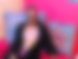 Live cam show with silkyeboni - Genital Piercings on Ass Tok