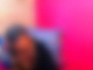Live cam show with silkyeboni - Red Hair on TastyBlacksLive