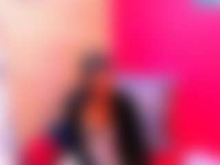 Live cam show with silkyeboni - Role Play on Lustler