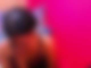 Live cam show with silkyeboni - Camel Toe on Mixed Magazine Live