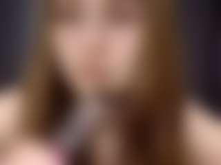 Live cam show with KarriRuffcorn - Nipple Play on Free Soda