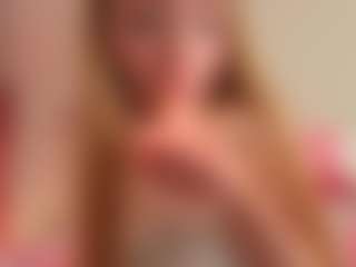 Live cam show with Miumii - Green Eyes on Camsoda
