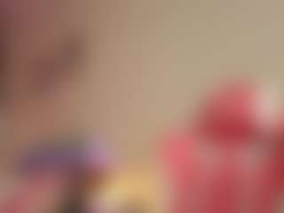 Live cam show with Miumii - Blonde Hair on Strip Flash - Live Sex Shows