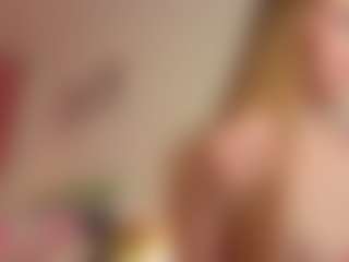 Live cam show with Miumii - Blue Eyes on Camversity