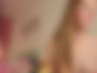 Live cam show with Miumii - Green Eyes on infinitiblacc.com