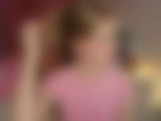 Live cam show with Miumii - Hairy Pussy Teen (18+) on Hubzter Live