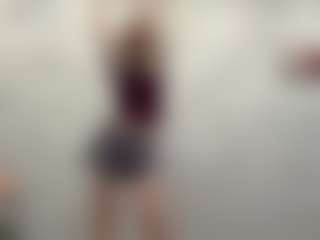 Live cam show with Lea - Blue Eyes on Camsoda