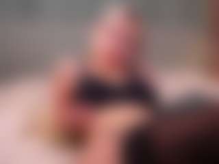 Live cam show with Molly - Blonde Hair on Camsoda Late Night