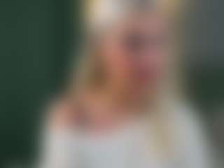 Live cam show with Molly - Blonde Hair College on SinfulBabes