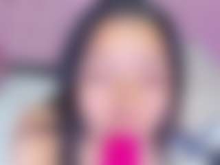 AntonellaHyH's Live Sex Cam Show
