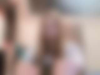 Live cam show with CarylReihing - Skinny on CamClone