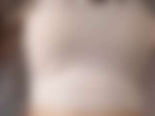 Live cam show with ClementinaEatough - Green Eyes on Camsoda