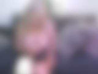 Hotblondemilf1962's Live Sex Cam Show