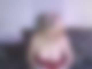 Hotblondemilf1962's Live Sex Cam Show