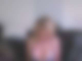 Hotblondemilf1962's Live Sex Cam Show