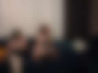 Live cam show with LindaBliss - Young Adult on AdultVida.com