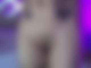 Milany-cute's Live Sex Cam Show