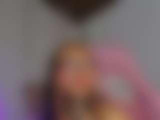 Live cam show with Milany-cute - Skinny on Mixed Magazine Live