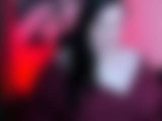 Live cam show with QueenOfHaze - Mistress on xDating