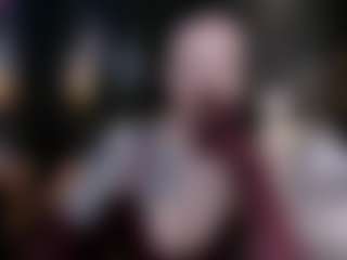 Live cam show with LisaSin - New Tattoos on eurowanks.com