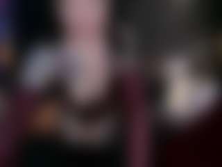 Live cam show with LisaSin - Lovense Middle Aged on MyBangCams