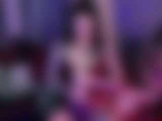 LisaSin MILF webcam performer live streaming