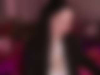 Live cam show with LisaSin - Green Eyes on AdultVida.com
