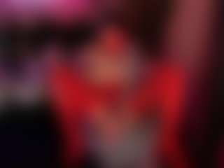Live cam show with LisaSin - Teasing on Uber Horny