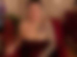 Live cam show with LisaSin - Green Eyes on Camsoda