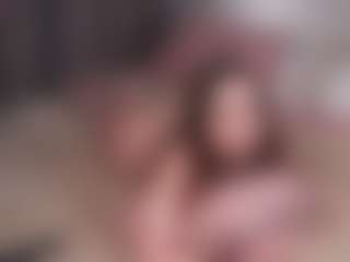 Live cam show with MadelineBerkhalter - Upskirt on liverealitysex.com