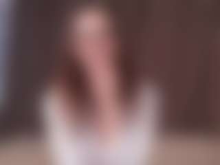 Live cam show with MadelineBerkhalter - Upskirt on studioflirtlive.com