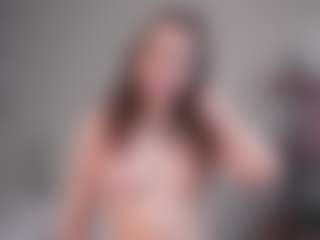 Live cam show with MadelineBerkhalter - Upskirt on sexylive.show